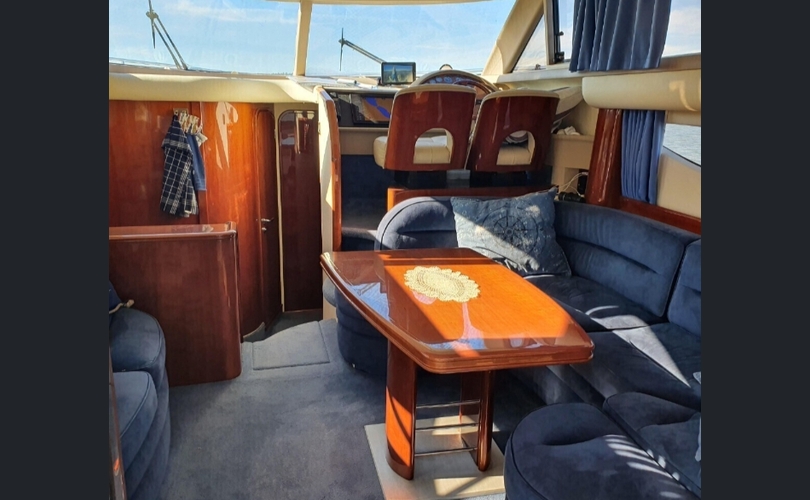 Princess 38 Fly-kuva-11